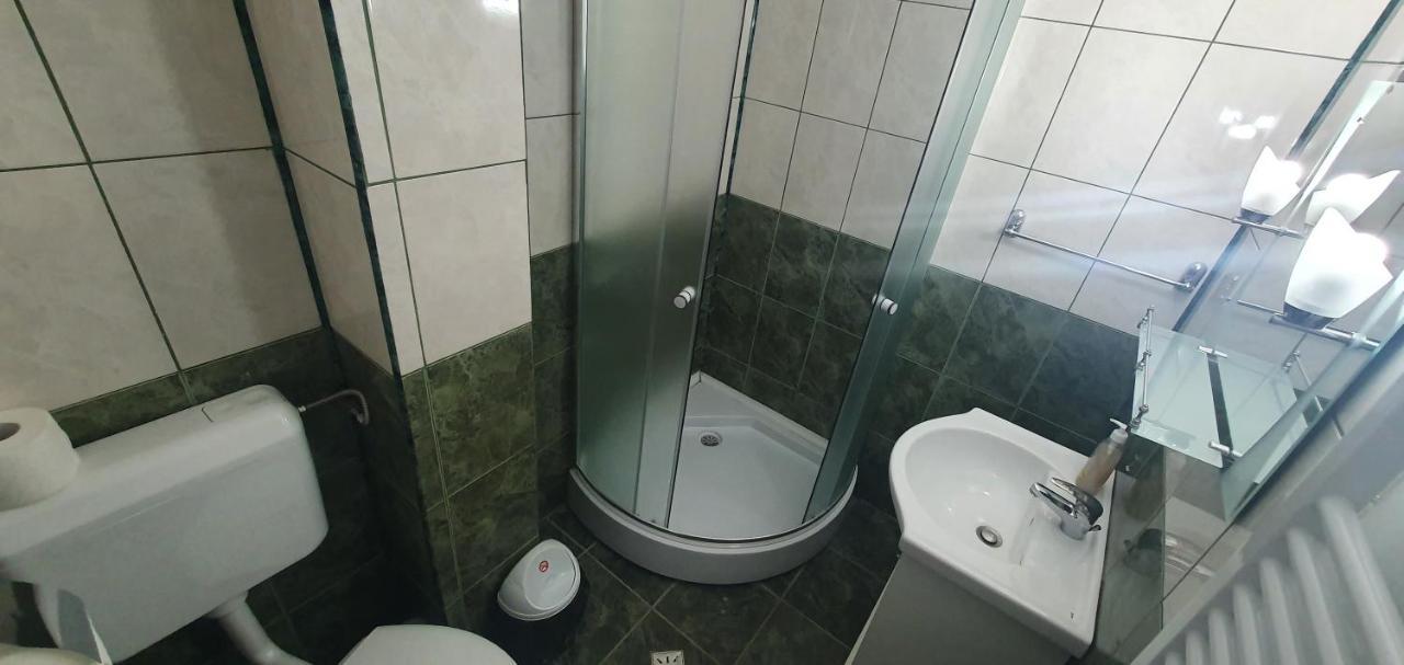 Casa Silvia Otel Căpăţîneni-Ungureni Dış mekan fotoğraf